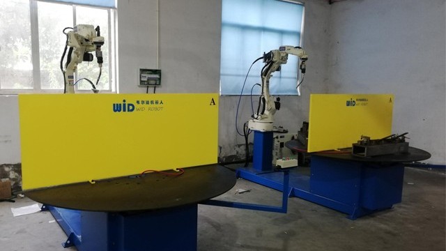 焊接機(jī)器人變位機(jī)